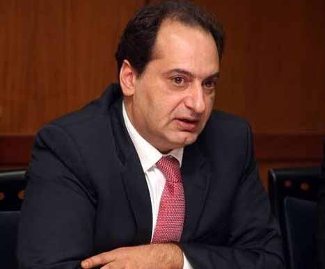 000 οι μόνιμες προσλήψεις στις υπηρεσίες καθαριότητας των δήμων Ο κ.