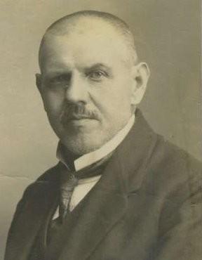 1920: (1871-1943) http://grobovi.zale.si/si/home/preview?