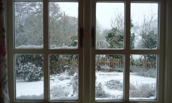2. any of the flat sides, or faces, as of a nut, bolt head, cut diamond, etc. [нпр.