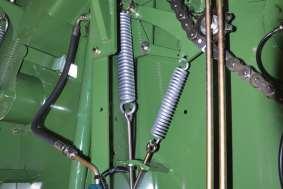 Pos: 52.7 /BA/War tung/rundballenpresse/h eckkl appenverschlussei nstellung H eckklappenverschluss Compri ma @ 0\mod_33059533576_85.