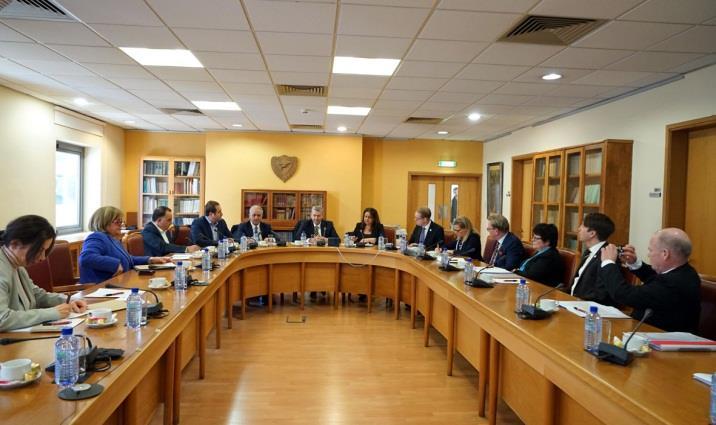 Φωτογραφίες 20 Φεβρουαρίου 2017: Ο Πρόεδρος της Ομάδας Φιλίας
