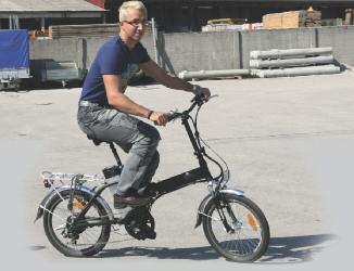 Poslovno glasilo skupine Elektro Gorenjska, št. 4, 24.
