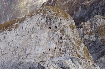 Gorniški klub Gornjesoške doline sobota, 14. junij 2014 Skutnik (2074 m) - Griva (1996 m) Ker je lani, zaradi slabih vremenskih razmer tura odpadla, jo bomo poskušali izvesti letos.