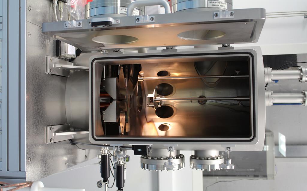 Camera Curată În laboratorul Cleanroom, cu infrastructura necesară funcționării în condiții de înaltă performanță, se poate efectua sinteza și caracterizarea materialelor nanostructurate, cu