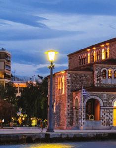 Απολαύστε την άνεση των πολυτελών δωματίων και η άψογη εξυπηρέτηση δωματίου. Το ξενοδοχείο προσφέρει διαμονή 72 δωματίων και σουιτών.
