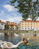 ΧΡΙΣΤΟΥΓΕΝΝΑ - ΠΡΩΤΟΧΡΟΝΙΑ µε το Ι.Χ. σας CLUB HOTEL CASINO LOUTRAKI 5* Τιµή κατ άτοµο µε δικό σας µέσο Ι.Χ. (χωρίς εκδροµές) µε ποτό υποδοχής, πρωινό σε Αµερικάνικου τύπου µπουφέ καθηµερινά, εκτός