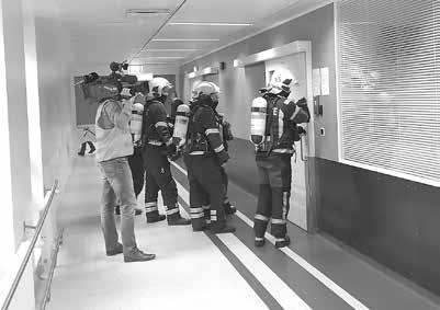 koju. Kuus patsienti evakueeriti teistesse osakondadesse ning kolm intensiivravi isolaatoritesse. Fotod: Kliinikumi Leht 2.