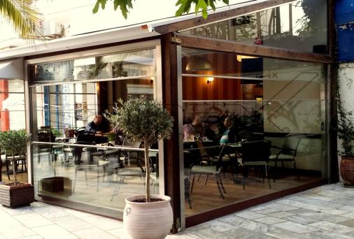 εξωτερικών και εσωτερικών χώρων ξενοδοχείων, café