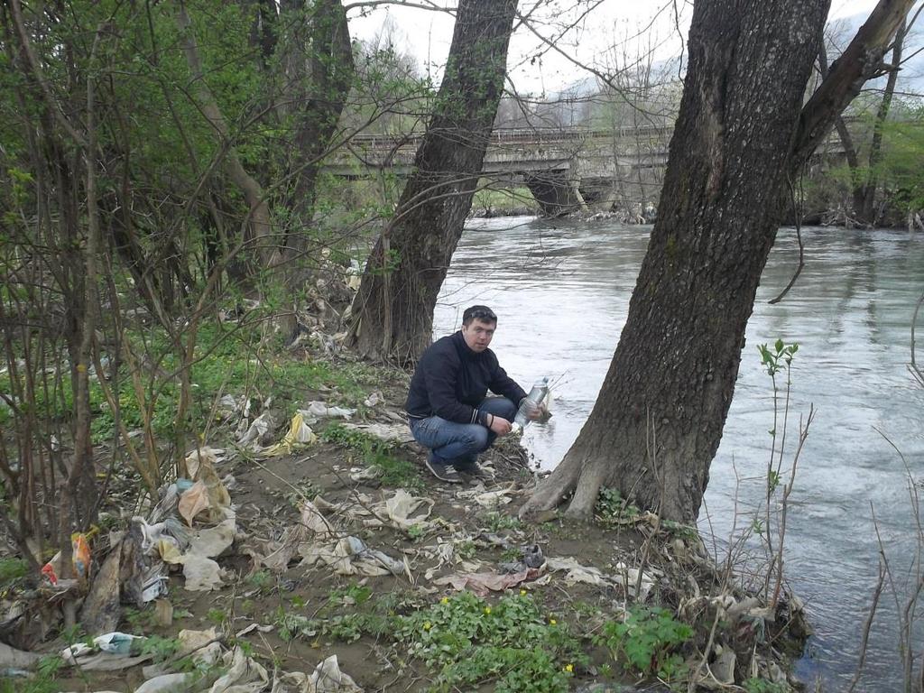 Taking samples of water and sediment from the river Treska Слика 11.