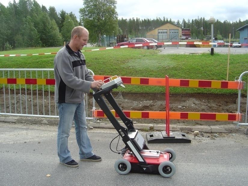 (GPR) - geoelektrika (ERT)
