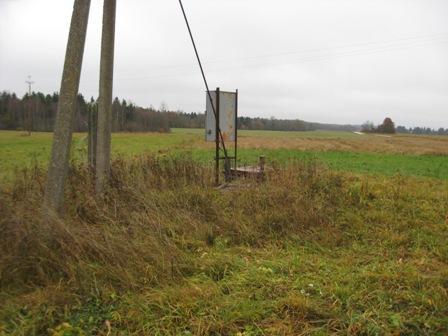 Künka sees paiknevas pumplas on vanad torustikud osaliselt plasttorustike vastu välja vahetatud, puurkaevu päis on amortiseerunud.