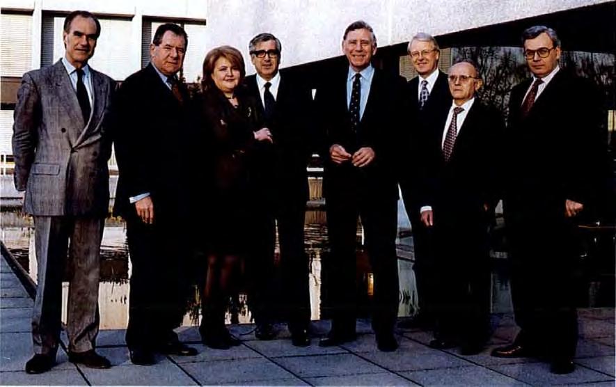Η Τράπεζα επιθυμεί, ιδίως, να συμβάλει στην προετοιμασία της ένταξης νέων κρατών στην Ένωση, χορηγώντας δάνεια για έργα που ανταποκρίνονται στις κοινοτικές προδιαγραφές, στους τομείς της προστασίας