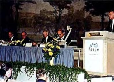τραπεζικού, του βιομηχανικού και του πολιτικού χώρου καθώς και διεθνών οργανισμών και μη κυβερνητικών οργανώσεων, τα μέτρα που έχουν λάβει οι χώρες της βόρειας Ευρώπης για να εκσυγχρονίσουν τις