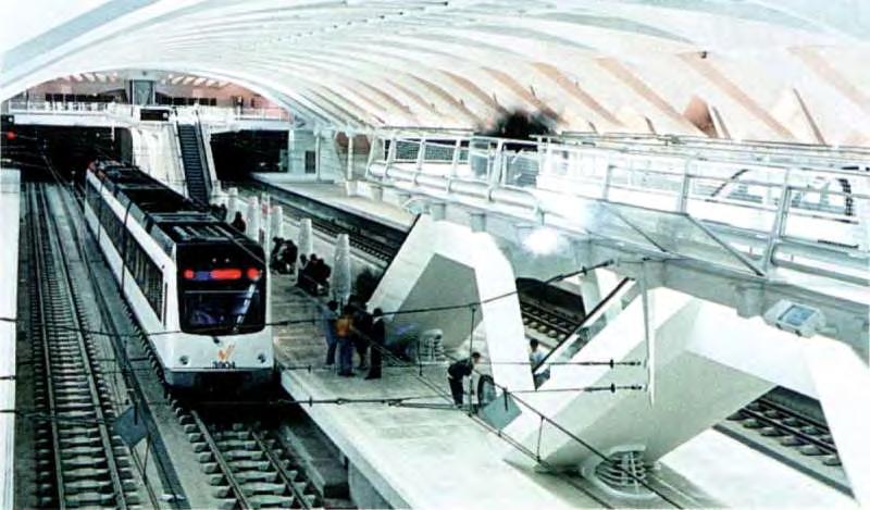 Η Τράπεζα χορήγησε επίσης δάνεια για την επεξεργασία στερεών αποβλήτων, συχνά σε συνδυασμό με την παραγωγή ηλεκτρικής ενέργειας (π.χ. στη Λισσαβώνα, στο Πόρτο και στο Fürth της Γερμανίας.