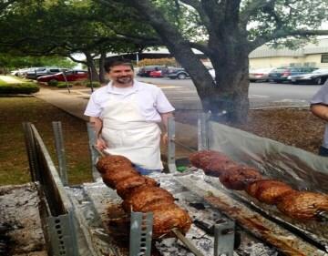 At our family picnic you can enjoy the traditional roasted lamb, roasted