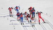 των 4 skiers κάνει δύο άλματα από το λόφο των 90m και στη συνέχεια σκυταλοδρομία