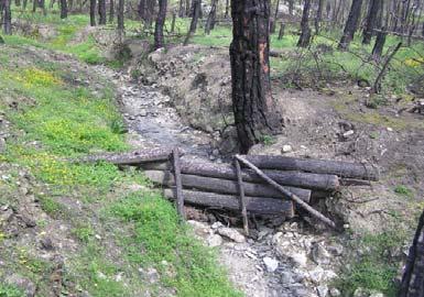 87 - Κατασκευή κορμοφραγμάτων χωρίς την δημιουργία του απαραίτητου διάρρου για να παροχετεύει τα