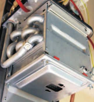 Charakterizuje ho elektronické zapaľovanie, ionizačná kontrola plameňa, vynikajúci modulačný rozsah a nízka hladina hluku.