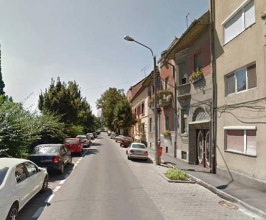 Apare prima dată pe planul aradului din 1935 ca o lotizare care ocupă terenurile libere dintre zona gării şi cartierul Micălaca, recent inclus în teritoriul administrativ al municipiului.