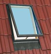 prestupu tepla 1,5 W/ m 2 K, rozmery: š 55 x v 78 cm 1 09,- š 78 x v 118 cm 1 45,- š 78 x v 98 cm 1 38,- š 78 x v 140 cm 1 55,- Univerzálny strešný výlez vhodný na montáž do všetkých druhov