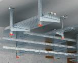 Montajul jgheabului de cabluri pe suportul de oţel Montaj al jgheabului de cabluri cu cleşti de strângere