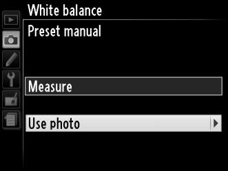 Αντιγραφή της ισορροπίας λευκού από μία φωτογραφία Ακολουθήστε τα παρακάτω βήματα για να αντιγράψετε μια τιμή για την ισορροπία του λευκού από μια φωτογραφία στην κάρτα μνήμης.