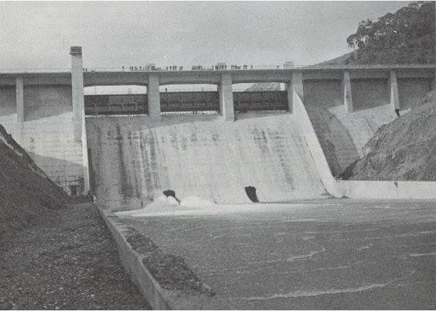 κατακόρυφου ανελκυστήρα. Φράγµα Eildon, στην Αυστραλία.