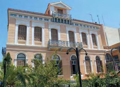 Τα εκλεκτικιστικά κτίρια που τοποθετούνται στις πρώτες