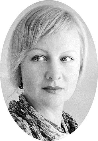 Radmila POPOVICI (Chişinău) STRÂNS câinii mei urlă în fiece noapte la trei sunt frați drepți și stângi nu au miros văd perfect în întuneric mai ales copiii pe care-i adoră latră la coșmaruri turbează