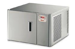 Blast chillers - shock freezers Blast chiller - shock freezer SIRMAN Ιταλίας. Τεχνικά χαρακτηριστικά: FREON R404a οικολογικό. Όλο ανοξείδωτο. Απαραίτητο για την μέθοδο cook & chill.
