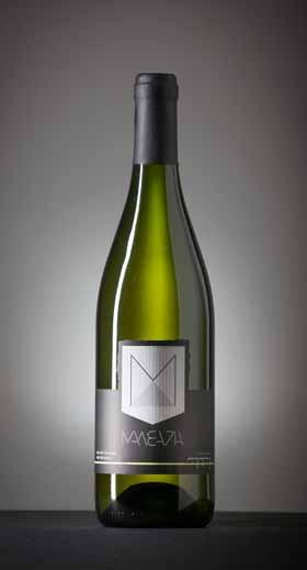 [Μ] Μηλιαράκη Η αναβίωση μιας αυθεντικής και πολλά υποσχόμενης Κρητικής ποικιλίας σε μια εκδοχή ξηρού λευκού κρασιού. Ένα μοναδικό κρασί με χαρακτηριστική ταυτότητα.