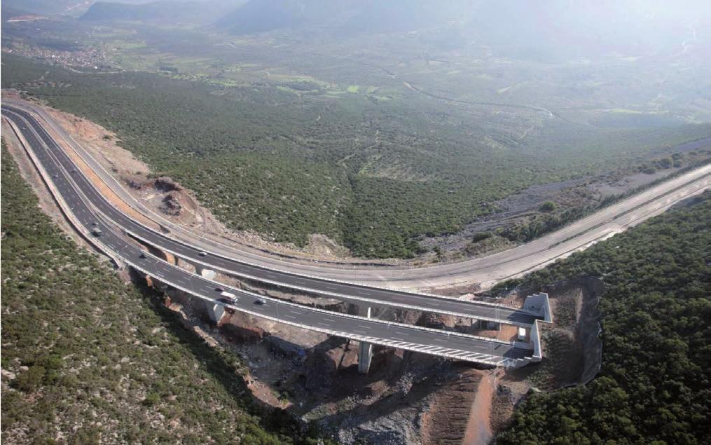 Το έργο του Μορέα αποτελεί µέρος του διευρωπαϊκού και εθνικού οδικού δικτύου και στην πλήρη του ανάπτυξη θα εξυπηρετεί όλους τους νοµούς της Περιφέρειας Πελοποννήσου.