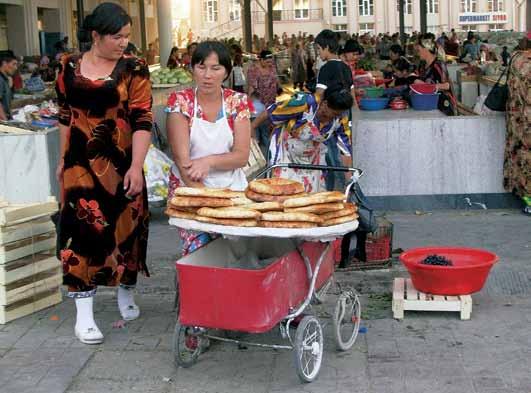 Γκάνα, συνεχίζει στο Περού και διασχίζοντας το Ουζμπεκιστάν καταλήγει
