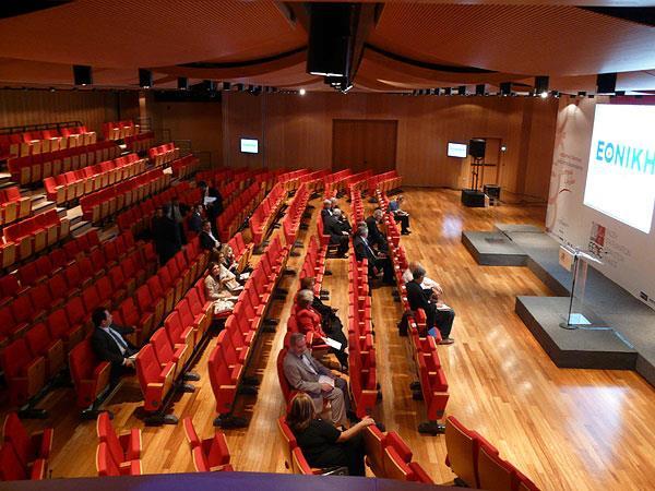 Ο χώρος διεξαγωγής: Κέντρο Πολιτισμού «Ελληνικός Κόσμος» Tο Κέντρο Πολιτισμού «Ελληνικός Κόσμος» αποτελεί έναν πολυδύναμο, πολυμορφικό χώρο,