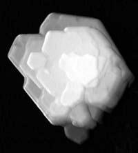 17β) και η Νανο-silica (σχήμα 2.17γ) (α) (β) (γ) Σχήμα 2.17. (α) Σωματίδια carbon black, (β) nanolclays, (γ) nanosilica 2.