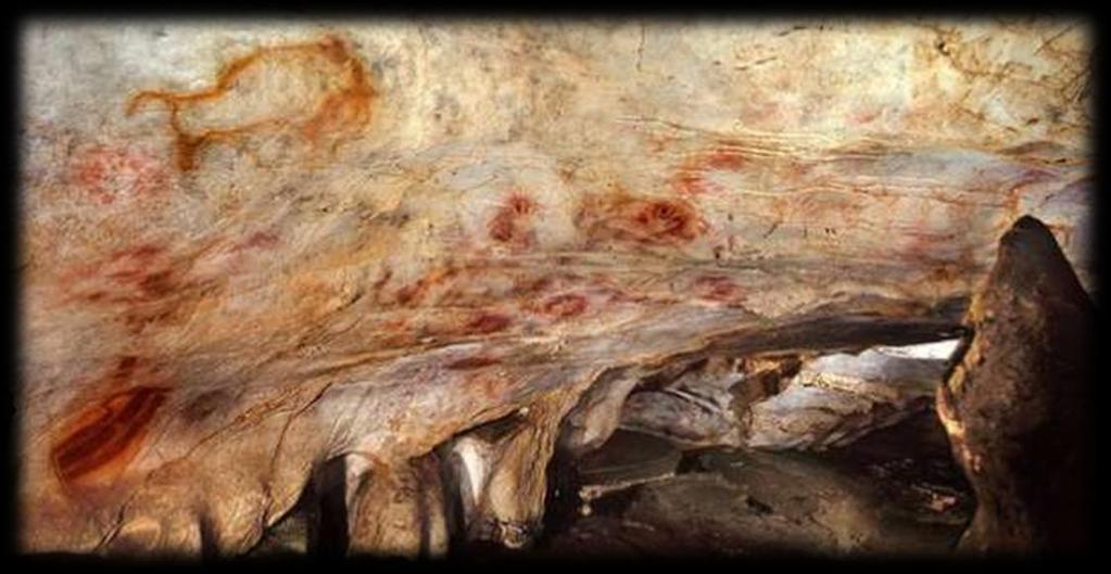 Από τη διδιάστατη ζωγραφική πολύ αργότερα ο άνθρωπος πέρασε στην τριδιάστατη απεικόνιση, αρχικά των θεών.