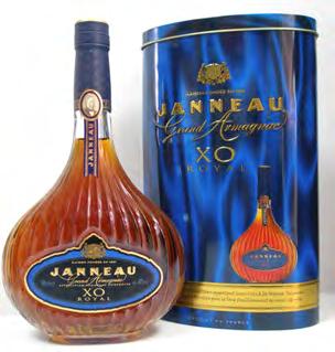 BOX 40% (6 X 70 CL) 4401078Κ ARMAGNAC JANNEAU X.O. METAL BOX 40% (6 X 70 CL) - "BEST IN CLASS" ΣΤΟ ΔΙΑΓ.
