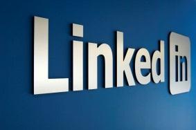 Ιστοσελίδες Κοινωνικής Δικτύωσης (Social Networks) Οι ιστοσελίδες κοινωνικής δικτύωσης αποτελούν καθημερινή συνήθεια των νέων.
