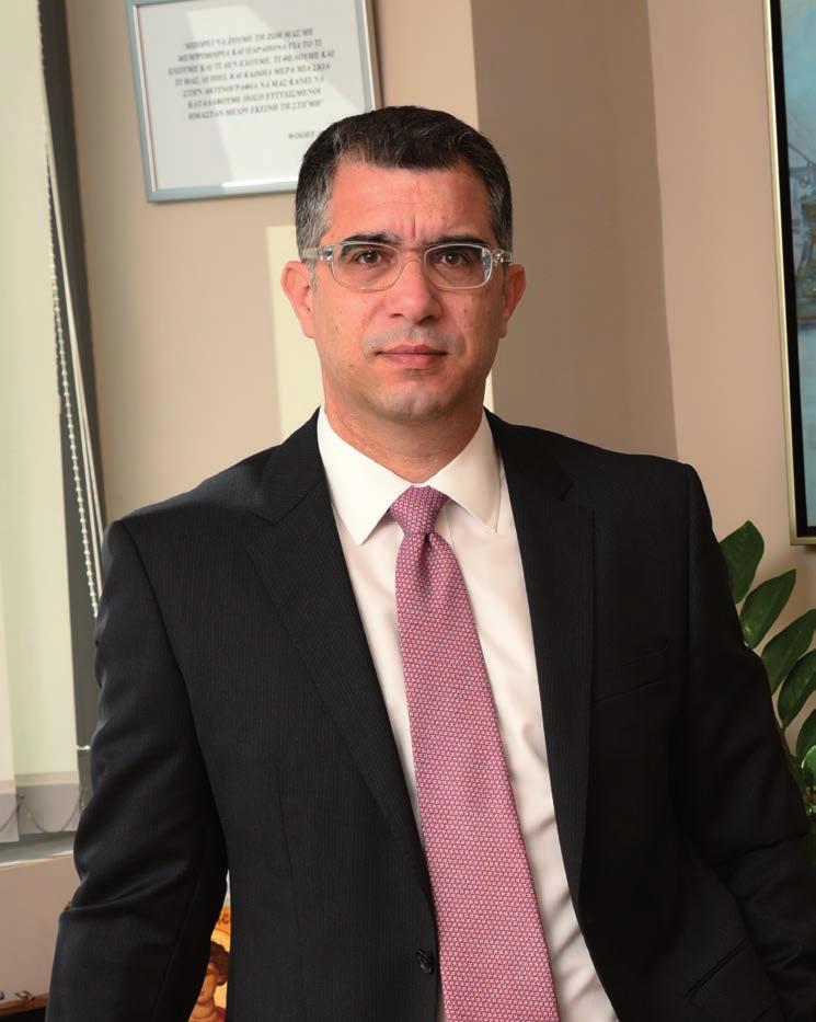 της φύσης του υπόκειται σε μεγάλο αριθμό κανονισμών και ελέγχων. αντιλαμβάνεσθε, λοιπόν, το ρόλο που έχει να παίξει το ανθρώπινο δυναμικό μιας ναυτιλιακής εταιρίας στη λειτουργία και την ανάπτυξή της.