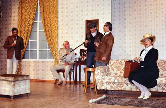1986 ZEHN KLEINE NEGERLEIN AGATHA CHRISTIE REGIE : Stelios Papapetrou BÜHNENBILD : Janet Papapetrou REQUISITEN : Christina Spandidaki, Konstantina