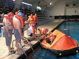 σκέλος των εκπαιδευτικών προγραμμάτων (Sea Survival,