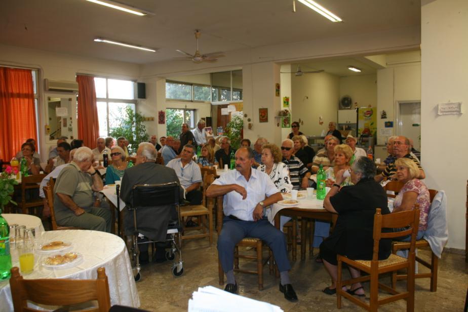 Σε κάθε ΚΑΠΗ έγιναν ξεχωριστές εκδηλώσεις όπου συμμετείχαν ενεργά τα μέλη στα ψυχαγωγικά δρώμενα (ομιλίες,