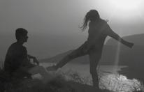 2017 ΚΙΝΗΜΑΤΟΓΡΑΦΙΚΗ ΟΜΑΔΑ ΛΥΚΕΙΟΥ ΚΥΘΗΡΩΝ // CINEMATOGRAPHIC CLUB OF LYCEUM OF KYTHIRA Υπεύθυνος / in charge: Δημήτρης Λεβέντης/ Dimitris Leventis Χελιδόνια > Swallows ΔΙΑΡΚΕΙΑ < TIME: 10 / 2017
