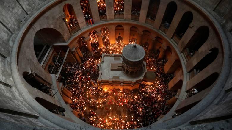 Το Άγιο Φώς στον Ναό