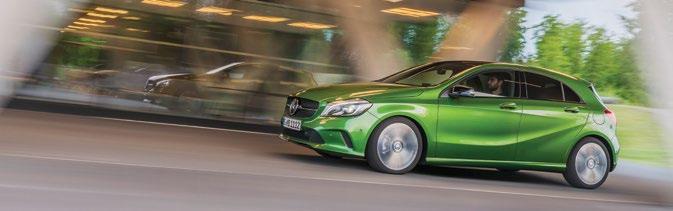 Επιβατικά αυτοκίνητα: Με την οθόνη ECO display, η οποία ανήκει στο βασικό εξοπλισμό των οχημάτων Mercedes-Benz, μπορεί να επιτευχθεί σημαντική εξοικονόμηση καυσίμου, μέσω της ανάλυσης των