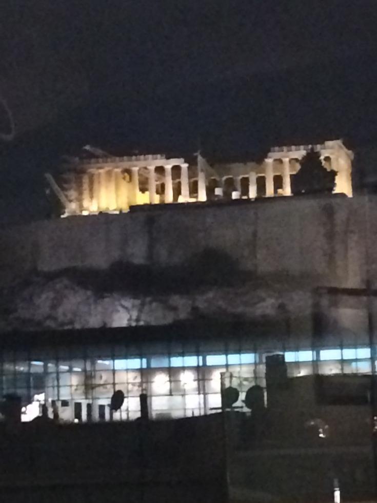 Μερικά πράγματα που πρέπει να γνωρίζετε σχετικά με την επίσκεψή σας στην Ακρόπολη, στην Αθήνα.