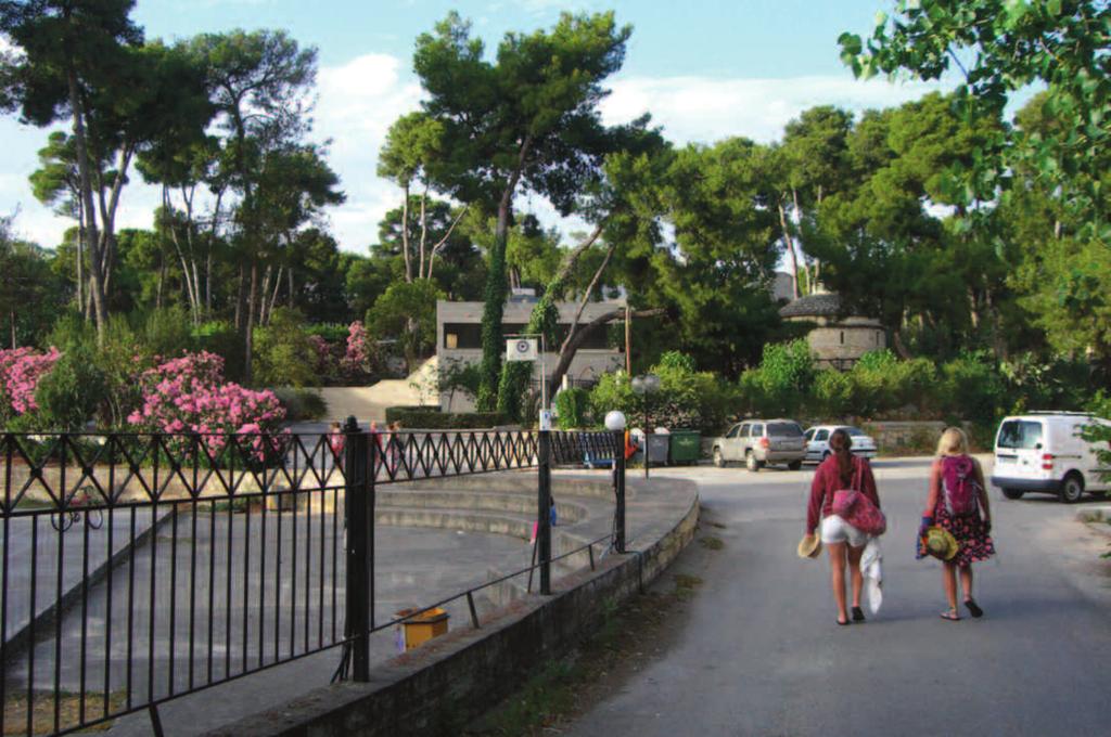 Θα μπορούσα να πω πάρα πολλά για τη λαϊκή αγορά, αλλά νομίζω ότι καλύτερη περιγραφή είναι οι ίδιες οι φωτογραφίες.