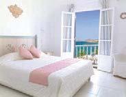 ως 12 ετών 77 94 127 Μονόκλινο 323 398 508 ZEFI HOTEL & SUITES 2* ΝΑΟΥΣΑ - ΠΑΡΟΣ Το ξενοδοχείο βρίσκεται 300μ. από την Νάουσα, 10 χλμ. από το λιμάνι της Παροικιάς και 20 χλμ.
