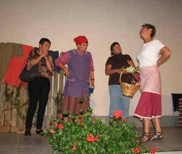 avgusta sledil zelo dobro obiskan operni večer, v katerem sta obiskovalce navduševala tenorist Savo Pugel z ženo Christine ob klavirski spremljavi Ane Dražul, priznane pianistke z Reke.