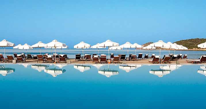 Μπαρ-Καφέ: AU BAR, OCEAN Air Conditioning Υπηρεσίες μασάζ στο δωμάτιο Εξωτερική πισίνα δίπλα στην παραλία Γλυφάδα: 35 Χλμ.